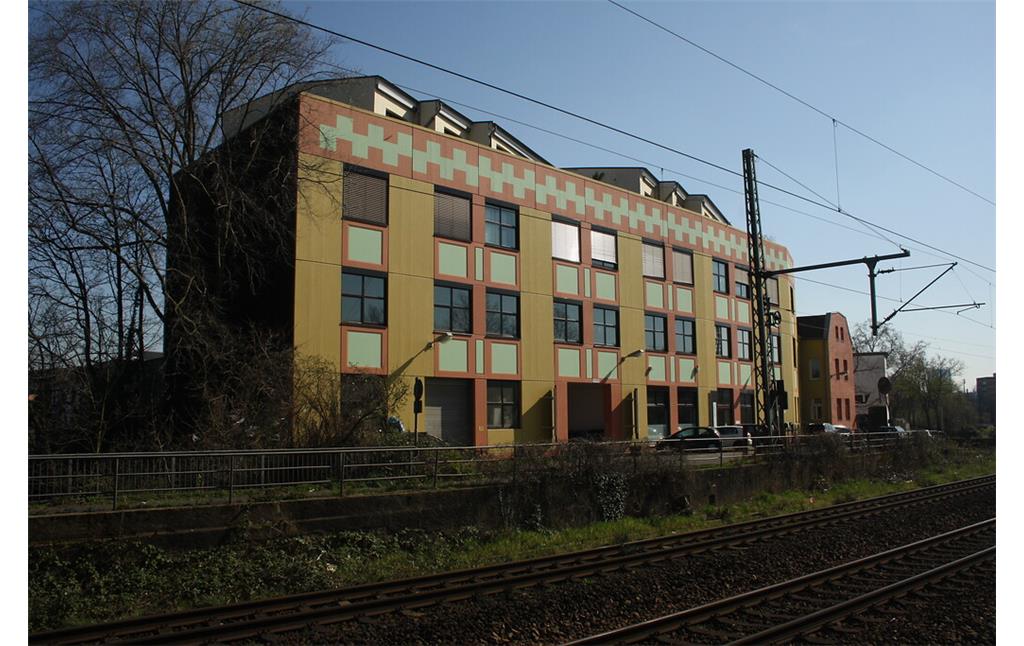 Gebäude auf dem Gelände der Rheinischen Tapetenfabrik Tilger & Co. in Beuel (2020)