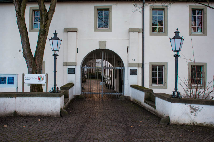 Eingang der Burg Endenich