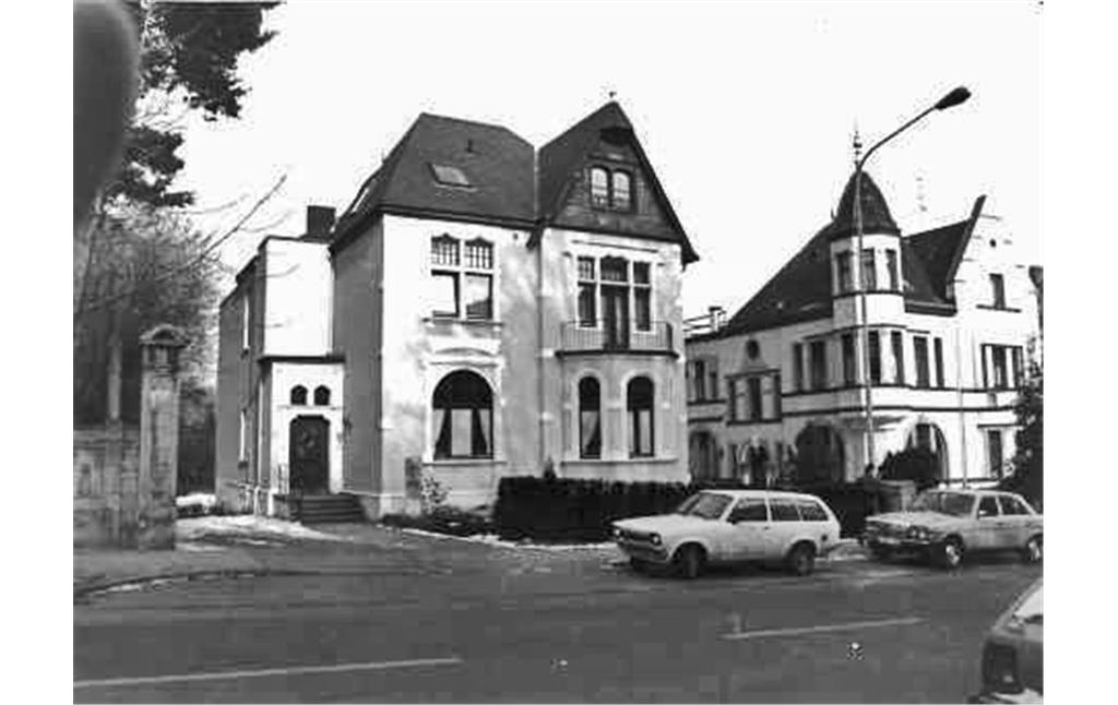 Villa Kantelberg, Wohnhaus (Stadt Essen Baudenkmal Nummer 351):  Hauptstraße 12, Essen Kettwig
