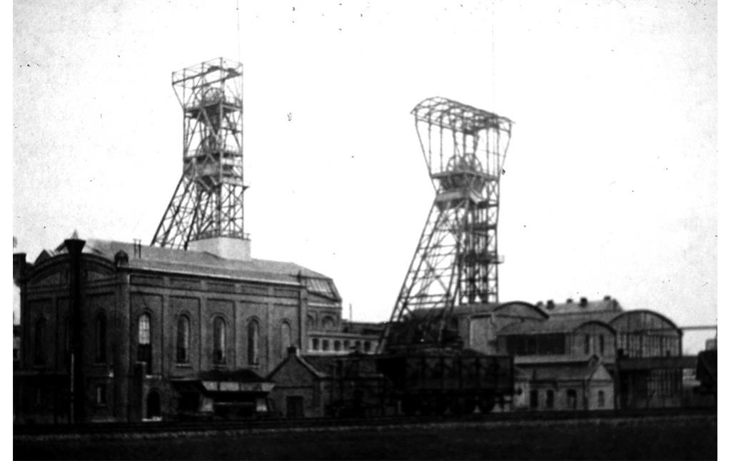Fördergerüste der Zeche Zollverein 1, 2, 8 in Essen