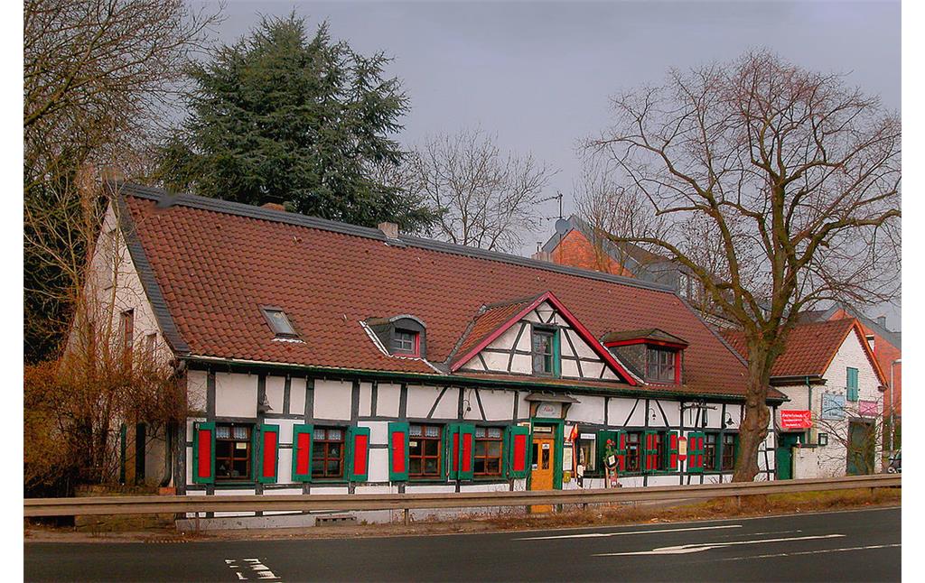 Das Fachwerkgebäude des Kulturzentrums Fünte (Fuente), Gracht 209 in Mülheim-Heißen (2013).