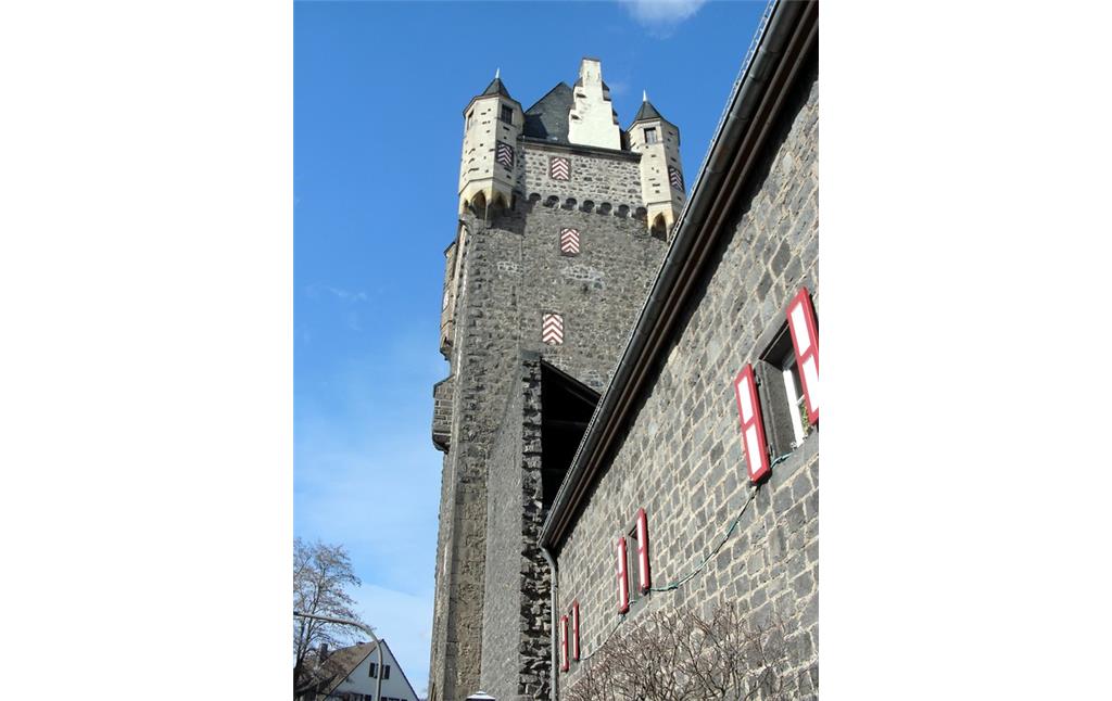 Das Mayener Obertor (Aufnahme 2013) gehört zu den erhaltenen Teilen der mittelalterlichen Stadtbefestigung.