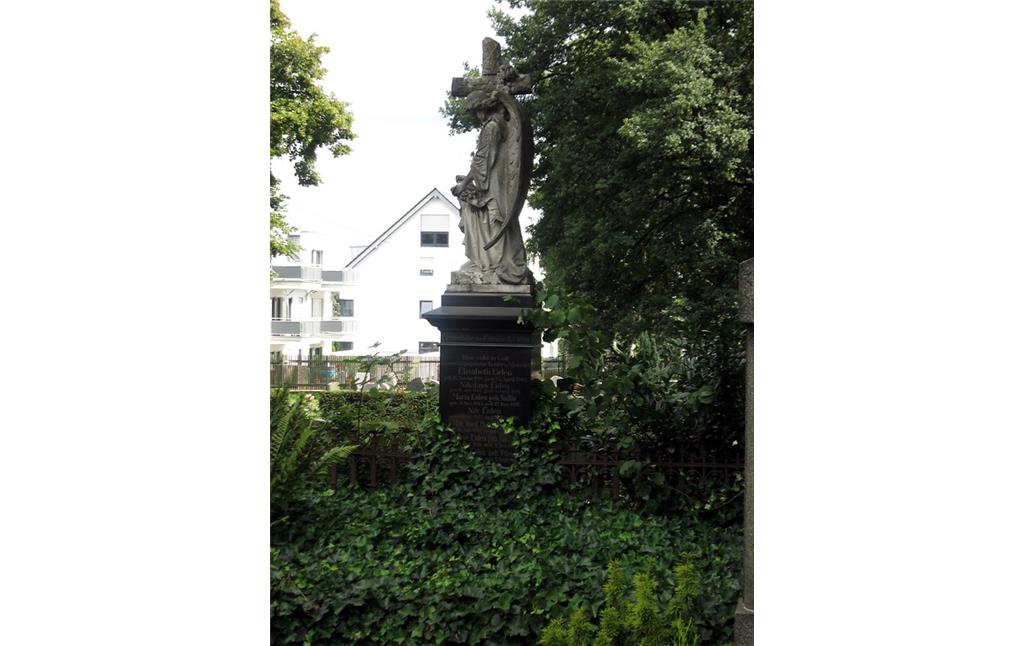 Grabstein der Familie Nikolaus Eiden auf dem Friedhof Trifter Weg in Koblenz-Metternich (2014).