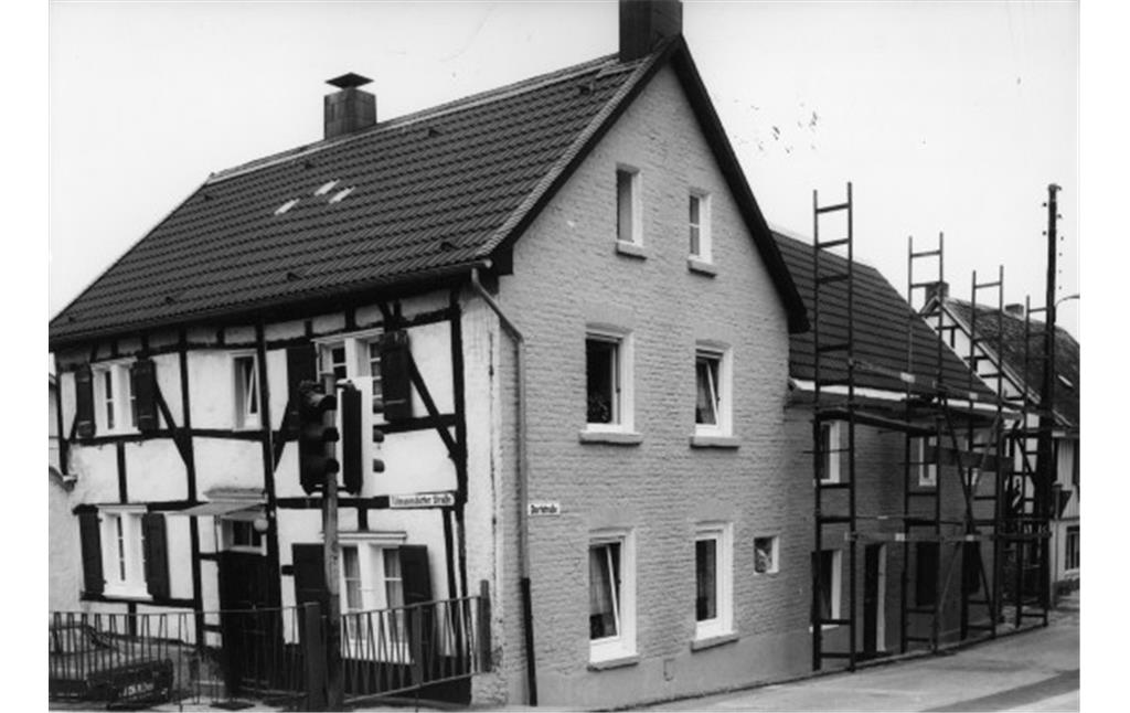 Fachwerkwohnhaus, Tillmannsdorfer Straße 27 in Wülfrath-Düssel (1978)