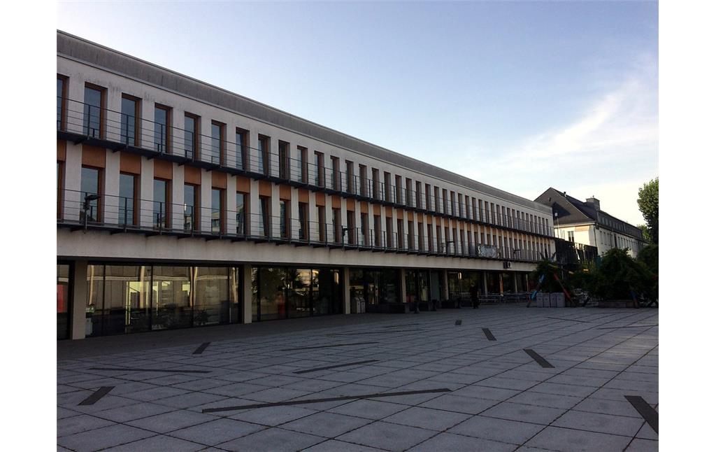 C-Gebäude des Campus Koblenz der Universität Koblenz-Landau (2017).