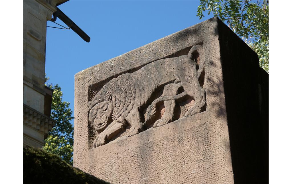 Der bayrisch-pfälzische Löwe am Friedensdenkmal bei Edenkoben