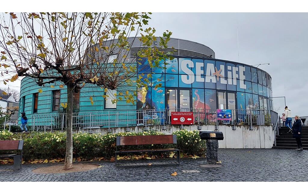 Das Gebäude des zwischen 2005 und 2022 betriebenen Großaquariums "Sea Life" in Königswinter (2022).