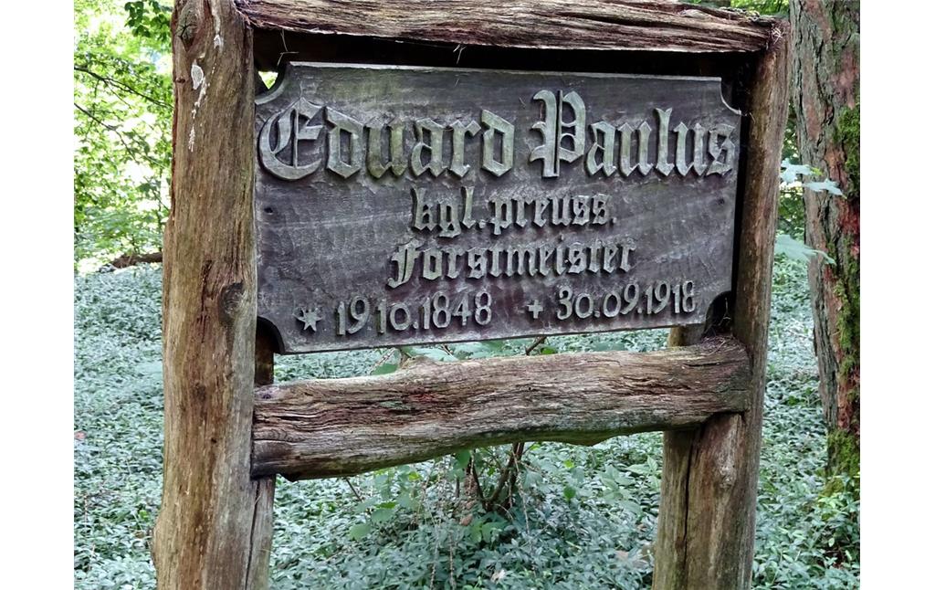Gedenktafel an den Paulusgräbern an der Neupfalz (Schöneberg) im Soonwald (2016)
