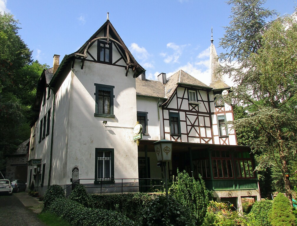 Blick auf die Villa Margarethe bzw. Margaretha im Pommerbachtal bei Wirfus (2020).