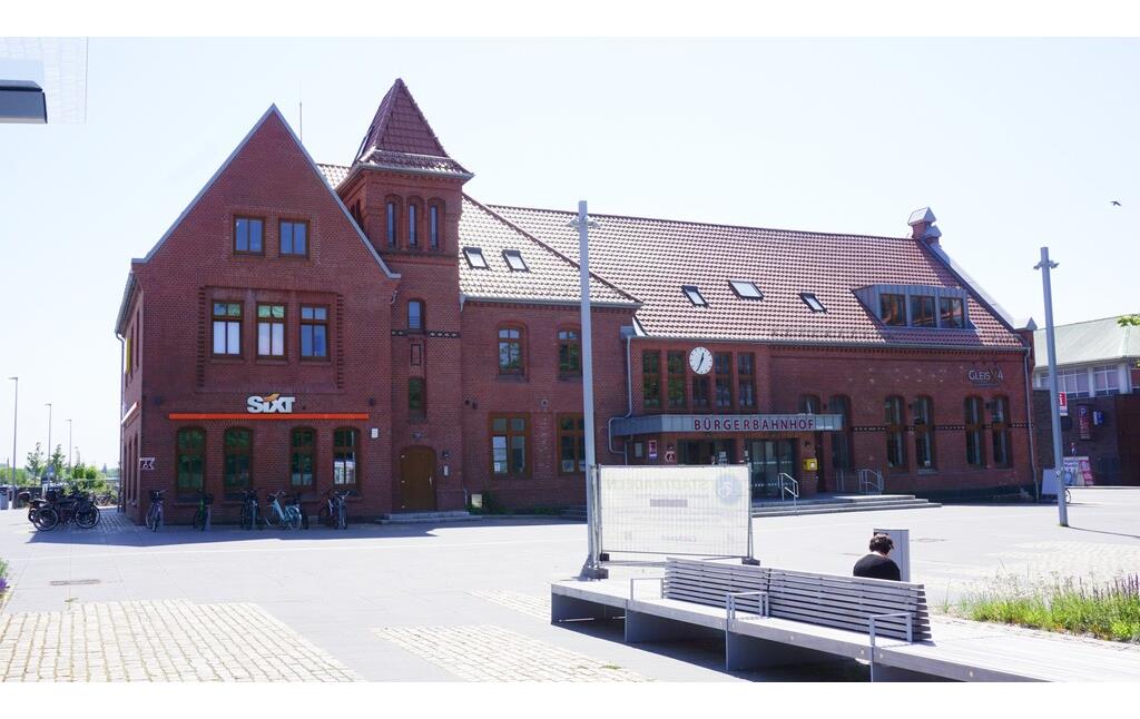 Cuxhaven, Bürgerbahnhof Stadtseite (2023)