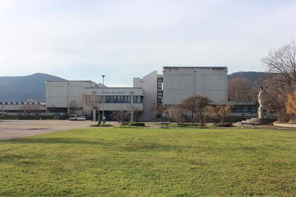 Georg-von-Neumayer-Realschule plus in Neustadt an der Weinstraße