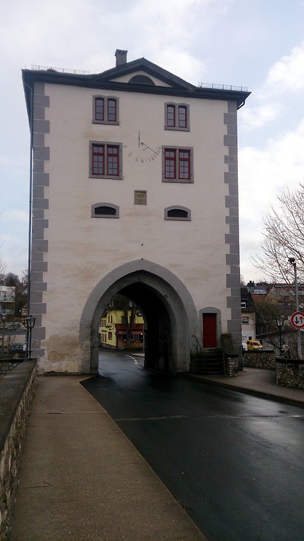 Der Brückenturm auf der Alten Lahnbrücke in Limburg an der Lahn (2015).