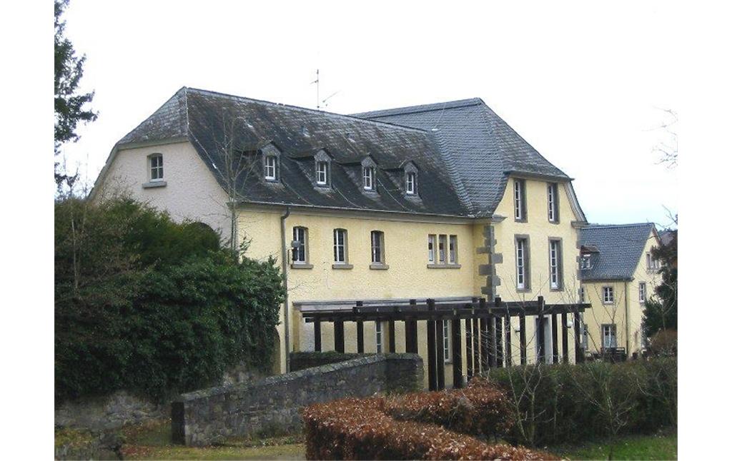 Ehemalige Wirtschaftsgebäude der Abtei Heisterbach (2009).