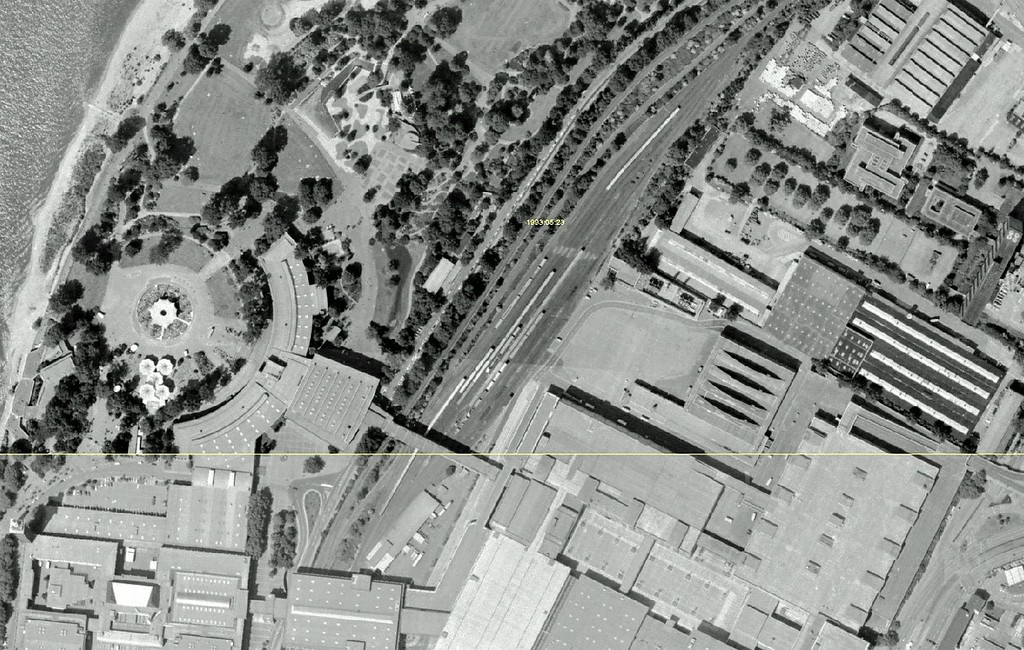 Luftbild-Ausschnitt vom Messegelände in Köln-Deutz (Aufnahme zwischen 1988 und 1994): Links der Bereich des Tanzbrunnens und mittig-rechts die Sporthalle.
