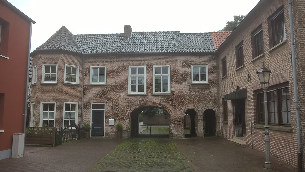 Der ehemalige Klosterhof in Griethausen (2015).