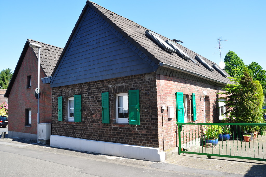 Wohnhaus in Leverkusen-Rheindorf (2015)