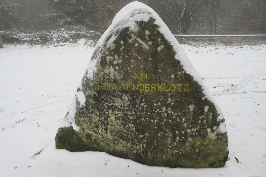 Ritterstein Nr. 71 "Am Holläenderklotz" beim Weißenberg (2019)