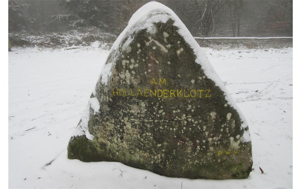 Ritterstein Nr. 71 "Am Holläenderklotz" beim Weißenberg (2019)
