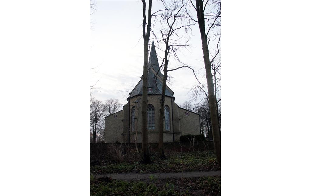 Ostansicht der ehemaligen Stiftskirche St. Vitus auf dem Stiftsberg in Elten (2015)