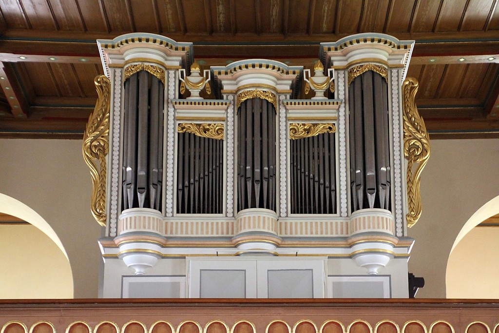 Orgelprospekt von 1817 in der Kirche Sankt Michael in Bobenthal (2017)