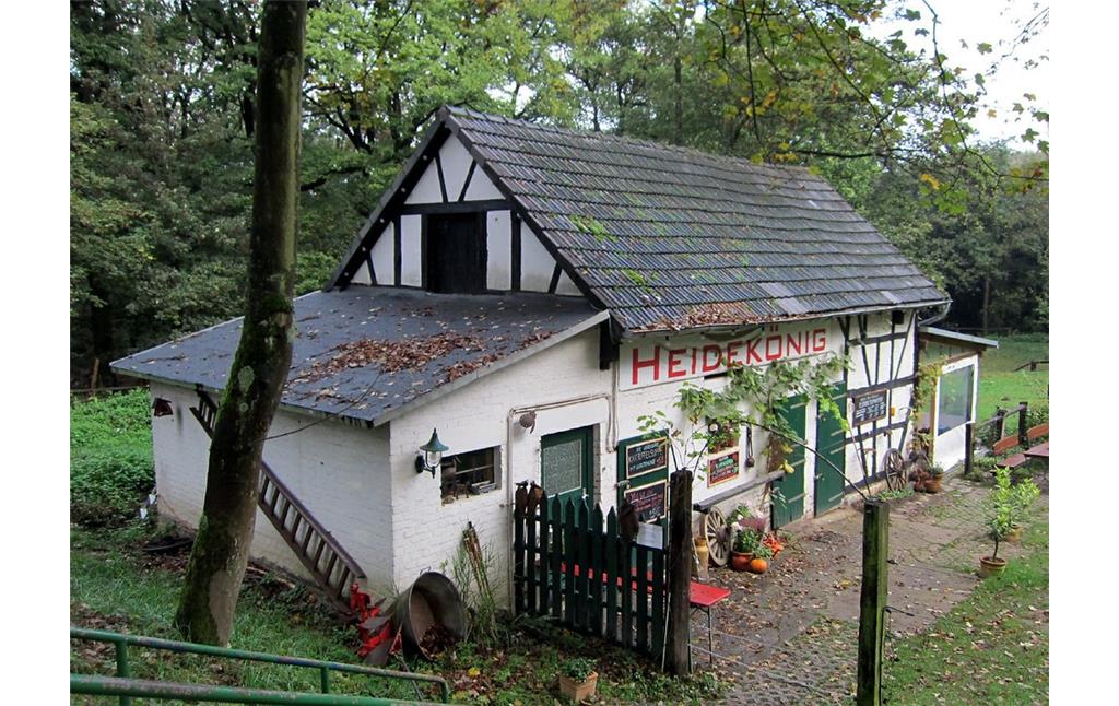 Die Waldgaststätte "Heidekönig" am Forsthaus Telegraf in der Wahner Heide (2011).