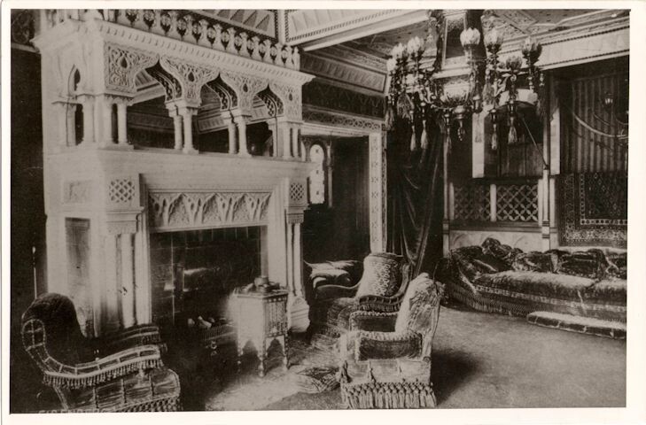 Historische Fotografie des Türkensaals im Herrenhaus Gienanth in Eisenberg (um 1910).