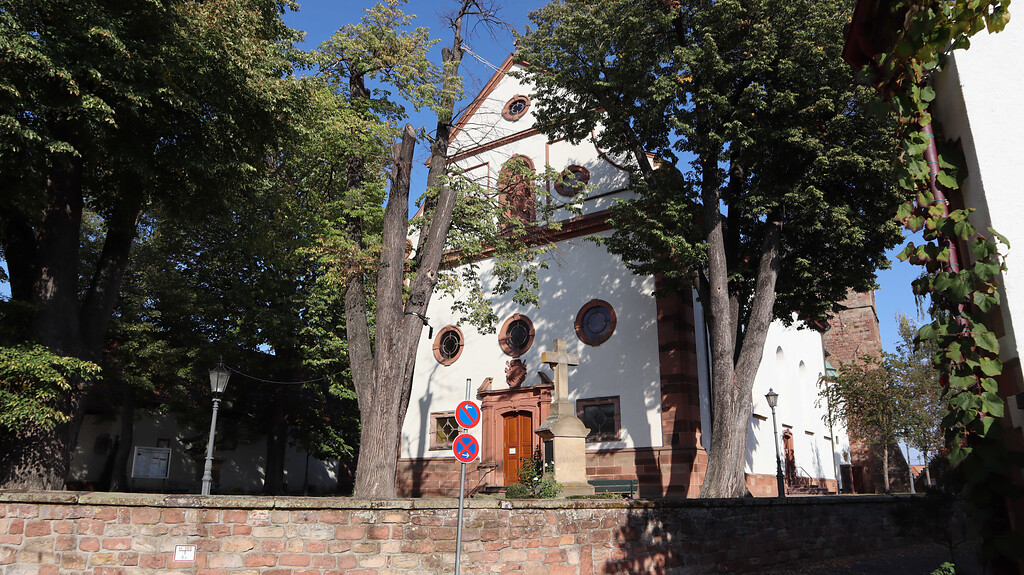 Kirrweiler (Pfalz), Kirchstraße 11, kath. Pfarrkirche (2020)