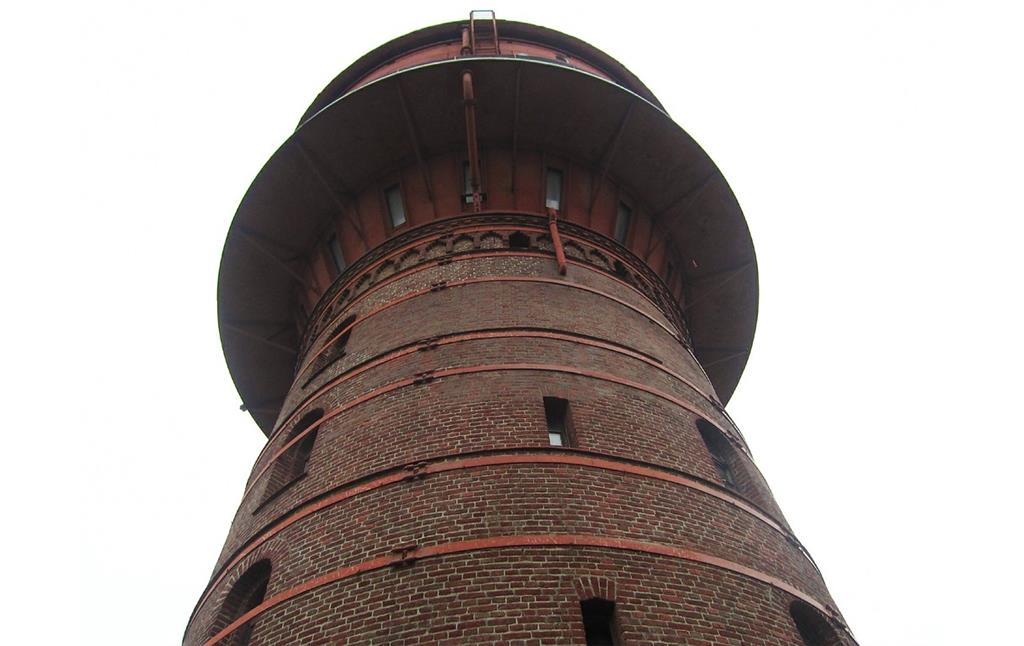 Oberer Teil des Frechener Wasserturms (2013).