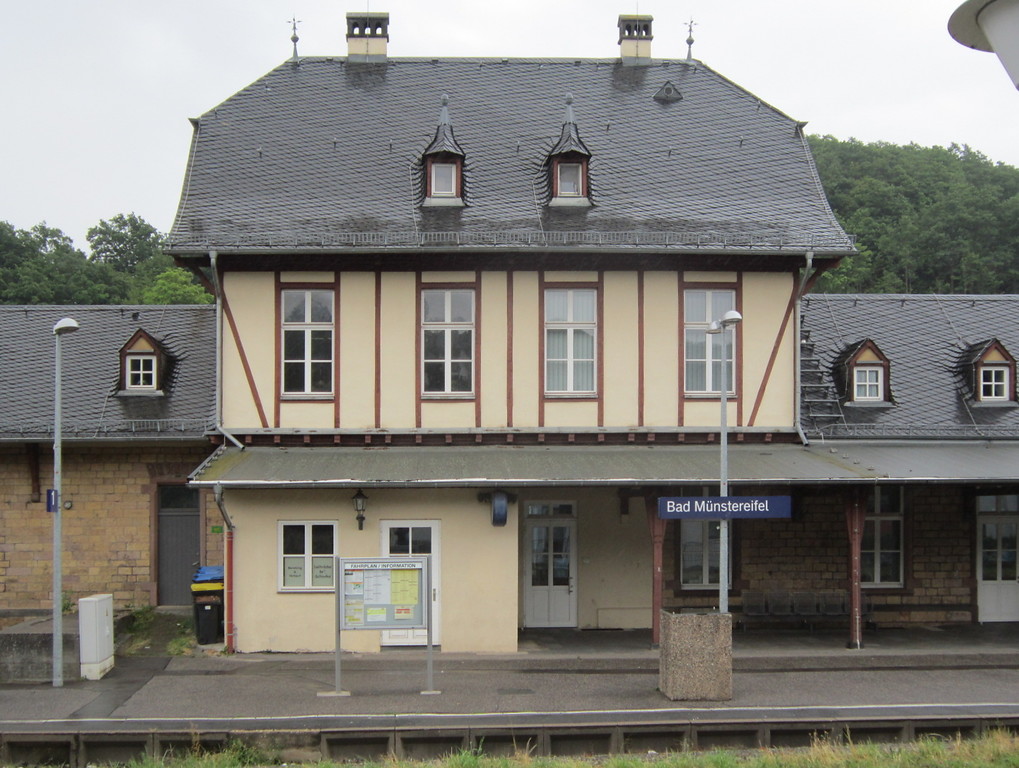 Bahnhof Bad Münstereifel, Empfangsgebäude (2015)