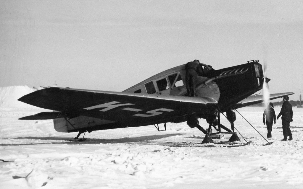 Verkehrs- und Frachtflugzeug des von 1919 bis 1932 produzierten Typs Junkers F 13 mit US-amerikanischer Kennung K-5 (1920er Jahre).