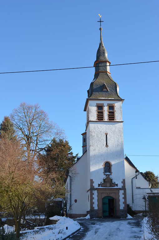 Frontansicht der evangelischen Kirche Seibersbach, Blickrichtung Osten (2017)