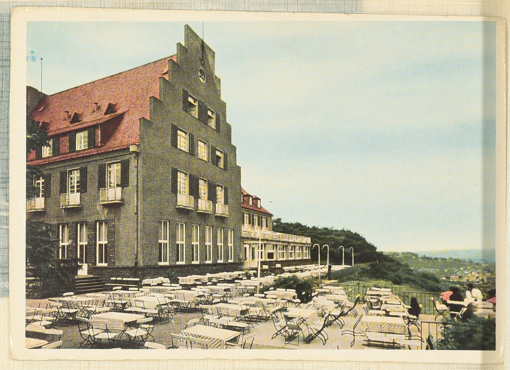 Historische Aufnahme (nachcoloriert) des Berghotels Rittersturz Koblenz (um 1960)