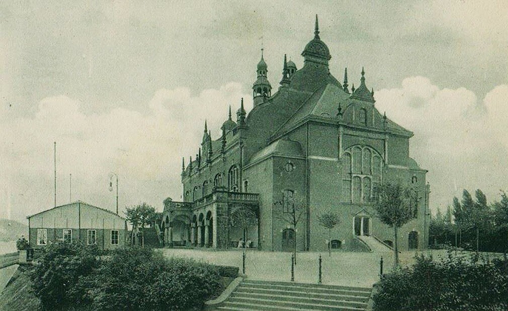 Die Stadthalle in der Gronau auf einer das Jahr 1904 datierten Postkarte.