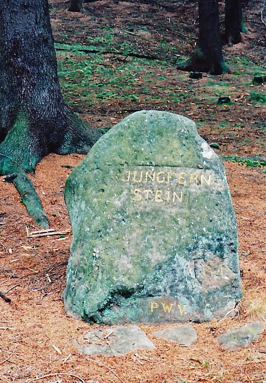Ritterstein Nr. 152 "Jungfernstein" bei Kaiserslautern (1994)