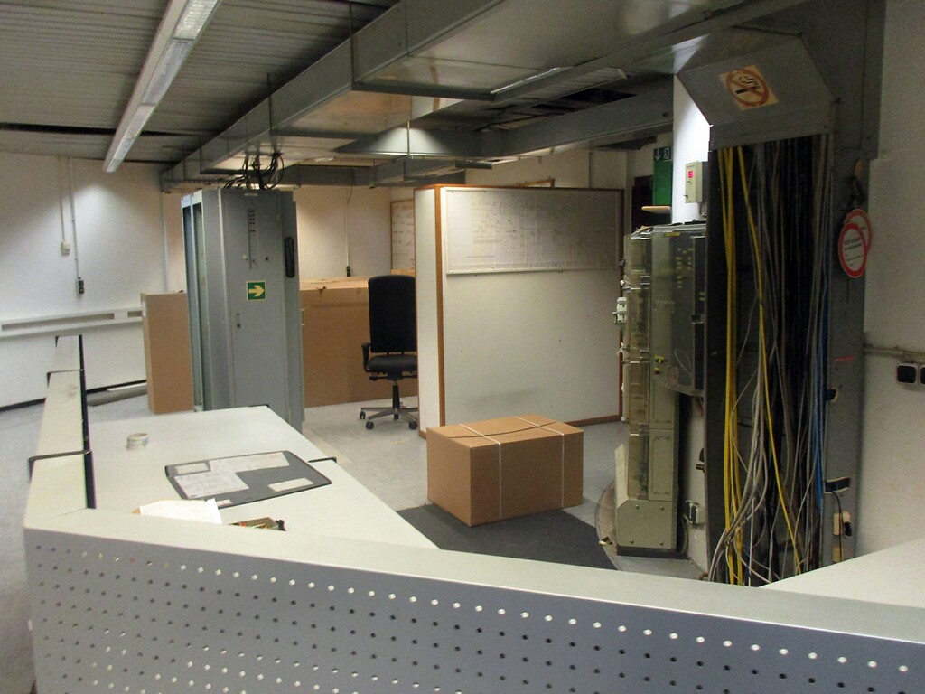 Die frühere Zentrale für den Betrieb der Radarkuppel in der Mercator-Kaserne bei Euskirchen (2021).