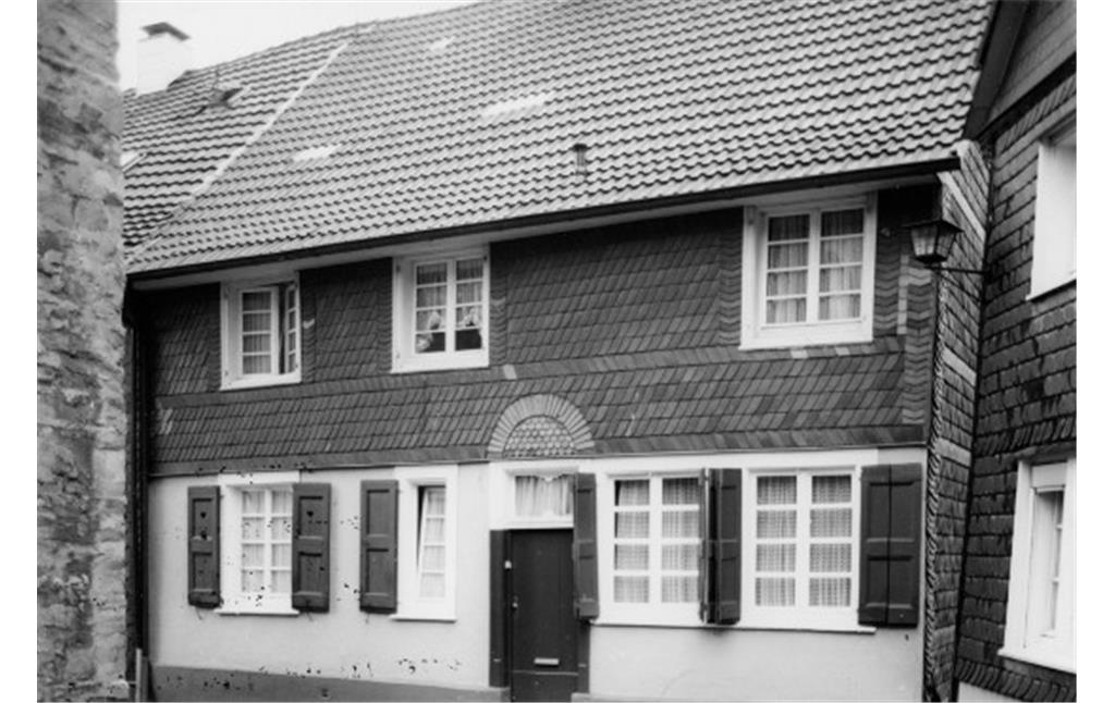 Fachwerkwohnhaus Jostenhaus, Kirchplatz 15 in Wülfrath (1978)