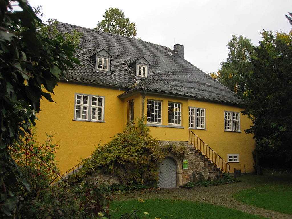 Hofgarten-Haus im Landschaftsmuseum Westerwald in Hachenburg, Ansicht vom Burggarten (2013)