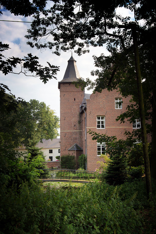 Teilansicht der Hauptburg von Haus Effeld in Wassenberg (2010).