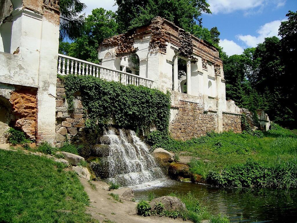 Ruin at Arboretum Oleksandriya in Bila Tserkva