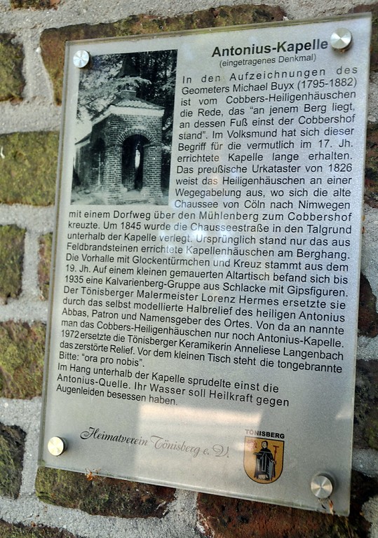 Informationstafel des Heimatvereins Tönisberg zur Antonius-Kapelle in Kempen-Tönisberg (2017).