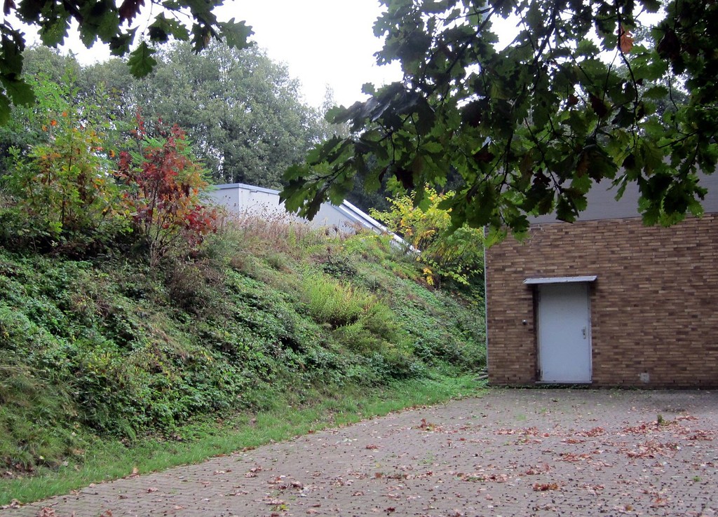 Der Wasserhochbehälter am Forsthaus Telegraf in der Wahner Heide (2011).