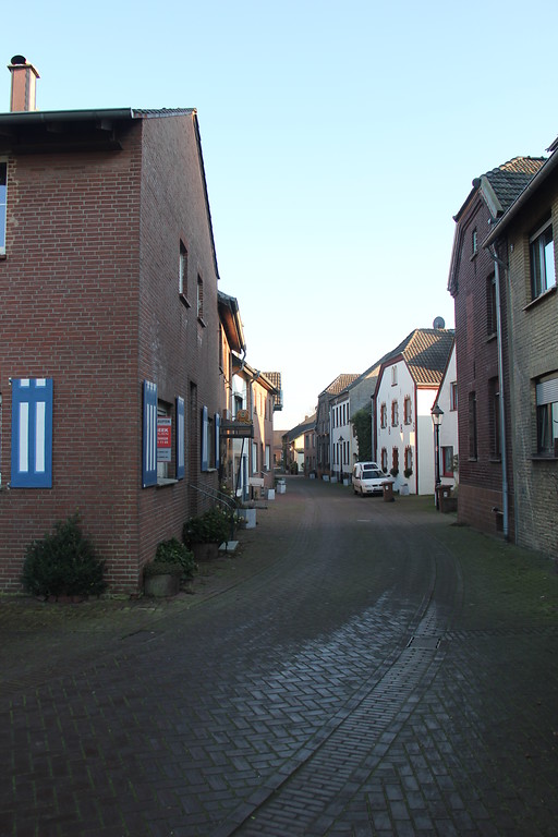 Straße in Kleve-Schenkenschanz (2015)