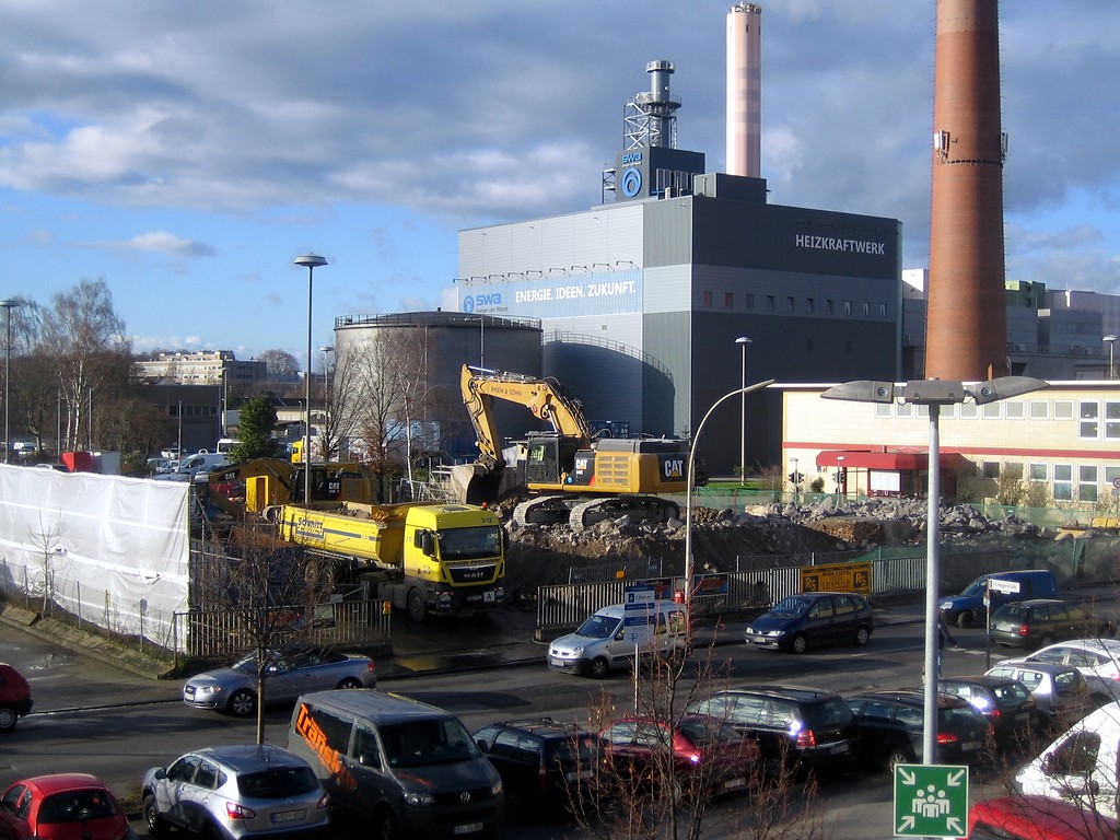 Trümmer des ehemaligen Hochbunkers in der Bonner Weststadt / Karlstraße (2015)