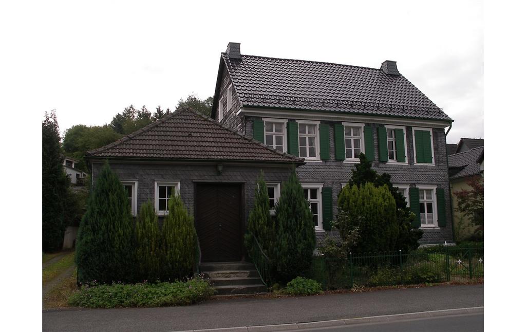 Das Alte Pfarrhaus in Herrenstrunden (2004)