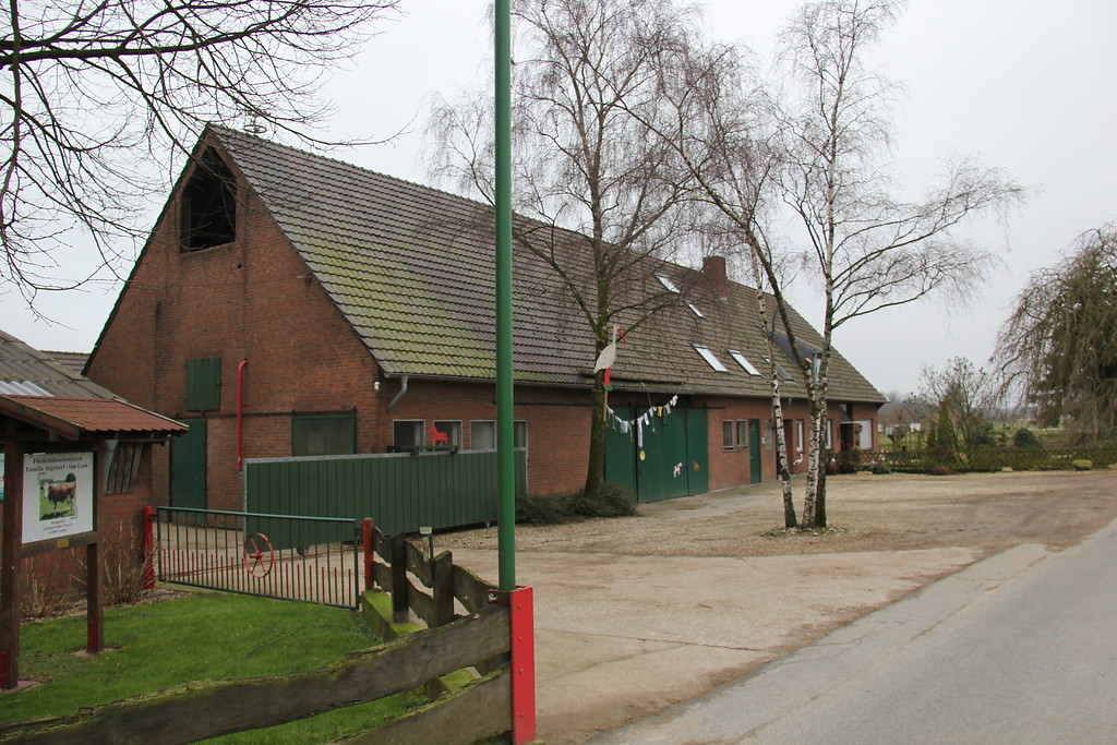 Kampshof am Uedemerfelder Weg in Uedemerfeld (2013).