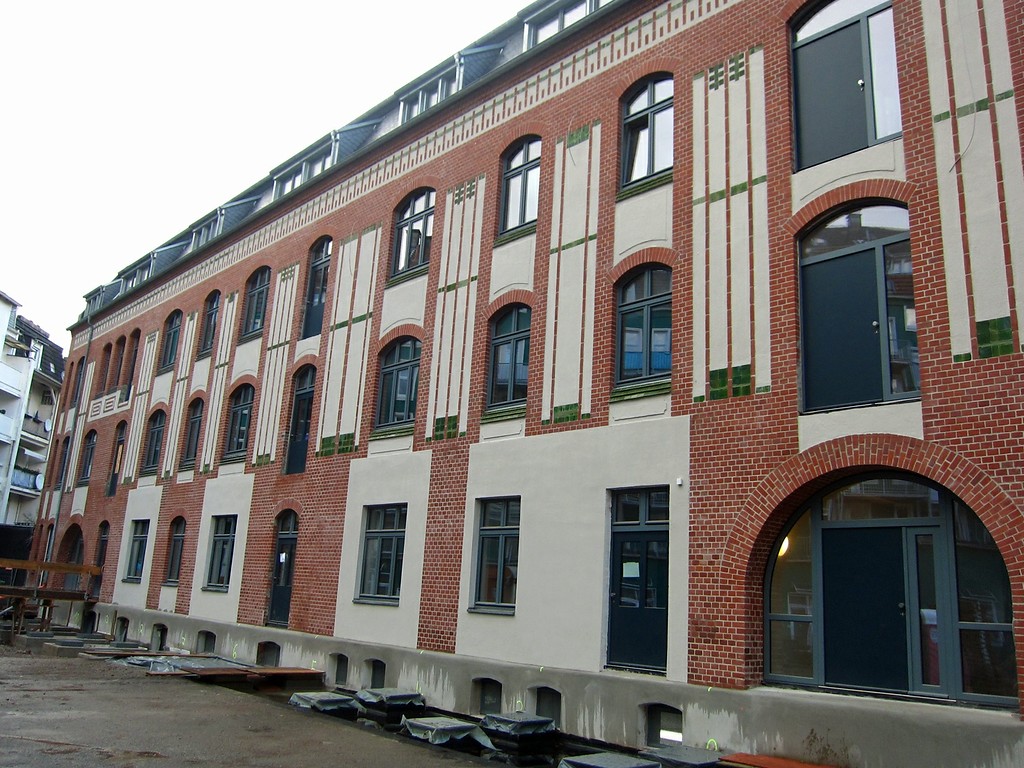 Die Rückseite des Kontorgebäudes der Konsumgenossenschaft "Vorwärts" in der Münzstraße in Barmen (2014).