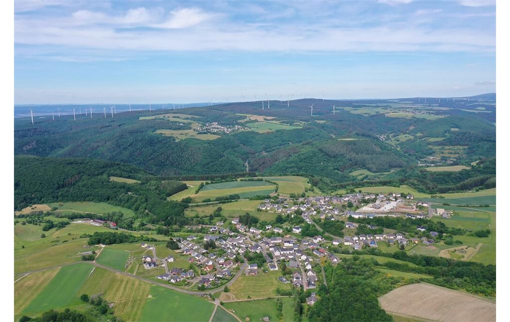 Luftbild der Hunsrücklandschaft bei Berglicht (2022)