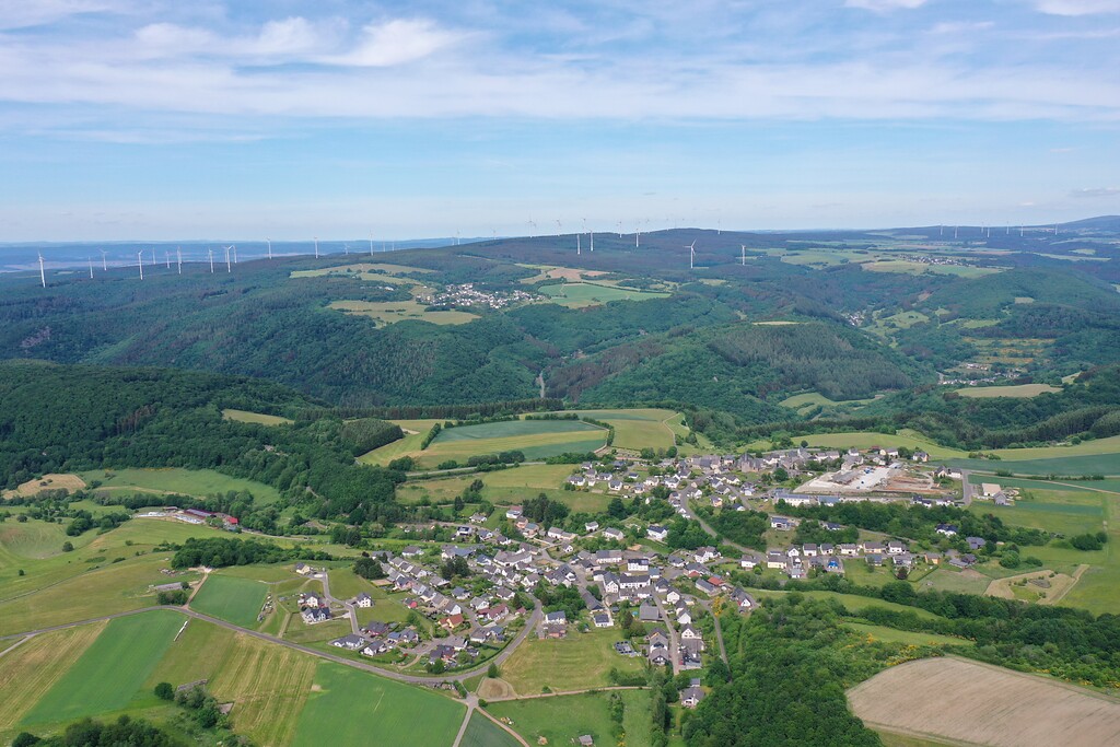 Luftbild der Hunsrücklandschaft bei Berglicht (2022)