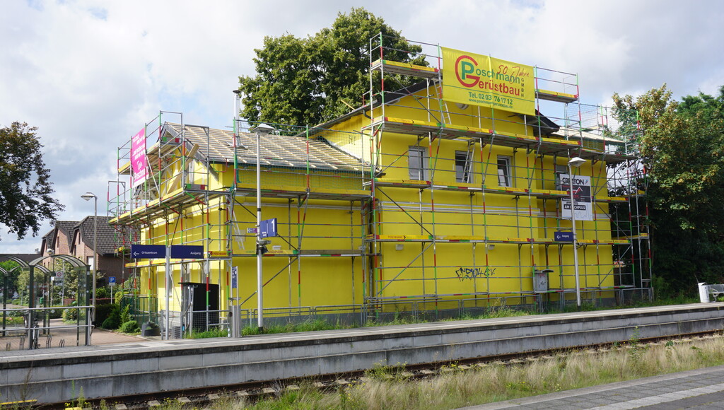 Kerken-Nieukerk, Bahnhof, Gleisseite (2023)