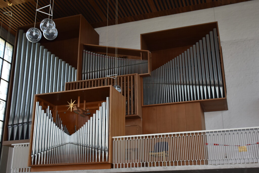 Orgel der Werkstätte Steinmeyer in der Martin-Luther-Kirche
